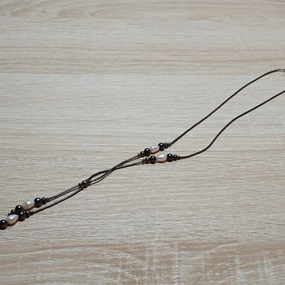 Vintage Beaded Costume Jewelry Black & White #5 - Picture 3 of 11